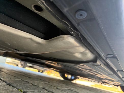 Used 2013 Jaguar XJ L Ultimate image 53