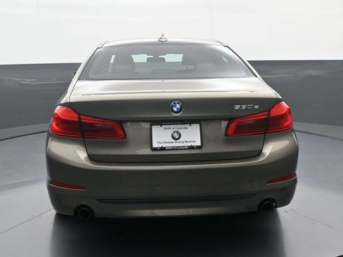 Used 2018 BMW 530e xDrive AWD/4WD image 6