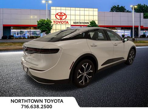 Used 2024 Toyota Crown XLE image 38