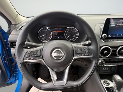 Certified 2025 Nissan Sentra SV FWD image 30