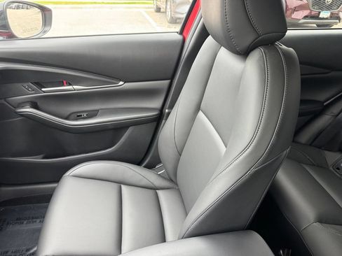 Certified 2025 MAZDA CX-30 AWD 2.5 S w/ Select Sport Pkg image 19