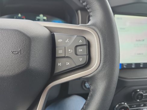 New 2025 Ford Bronco Badlands image 22