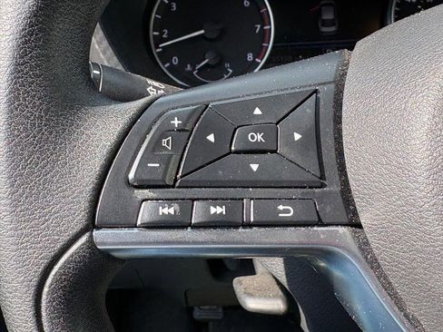 Certified 2024 Nissan Sentra SV image 11