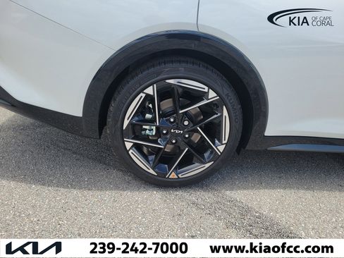 New 2026 Kia K4 EX FWD image 9
