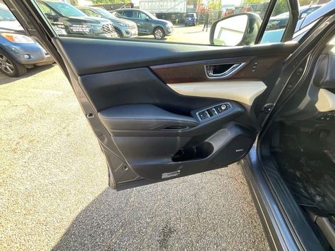 Used 2022 Subaru Ascent Touring image 6