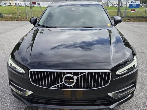 Used 2017 Volvo S90 T6 Inscription w/ Vision Package image 5