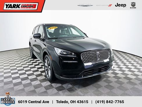 Used 2022 Lincoln Corsair Reserve w/ Elements Package image 1