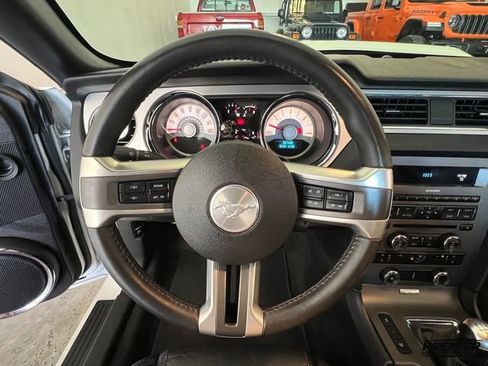 Used 2012 Ford Mustang GT Premium w/ Brembo Brake Pkg RWD image 47
