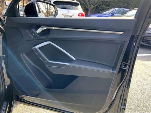 Certified 2025 Audi Q3 2.0T Premium w/ Convenience Package image 22