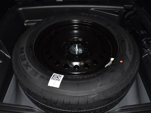 New 2025 Jeep Grand Cherokee Altitude w/ Trailer Tow Package image 31