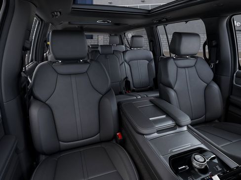 New 2026 Jeep Grand Wagoneer L Limited AWD/4WD image 16