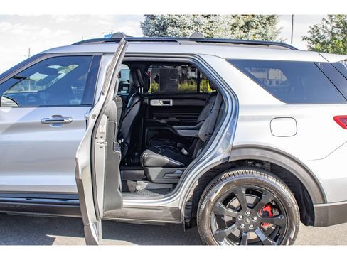 Used 2020 Ford Explorer ST w/ ST Street Pack AWD/4WD image 15