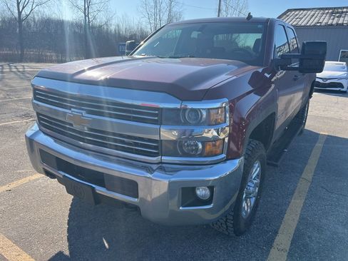 Used 2015 Chevrolet Silverado 2500 LT w/ LT Convenience Package image 4