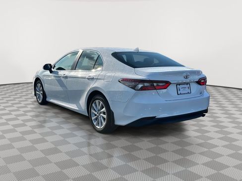 Used 2023 Toyota Camry LE image 5