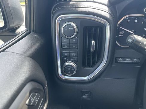 Used 2021 GMC Sierra 1500 Denali w/ Denali Ultimate Package AWD/4WD image 18
