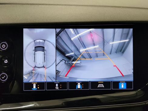 Used 2021 Buick Envision Avenir w/ Technology Package II AWD/4WD image 23