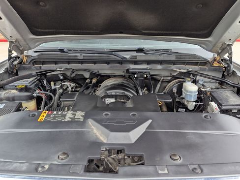 Used 2018 Chevrolet Silverado 1500 LT w/ All Star Edition image 31