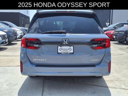 Used 2025 Honda Odyssey Sport-L image 6