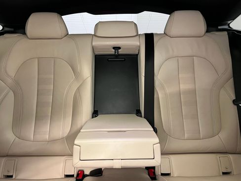 Used 2022 BMW X6 M50i w/ Executive Package image 32