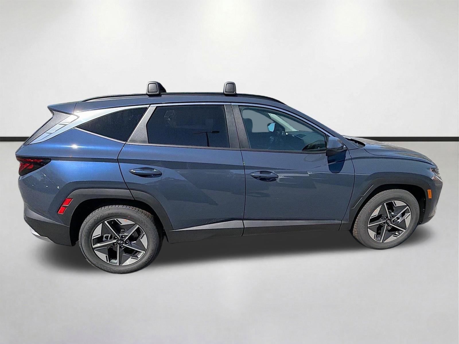 New 2026 Hyundai Tucson SEL FWD image 2