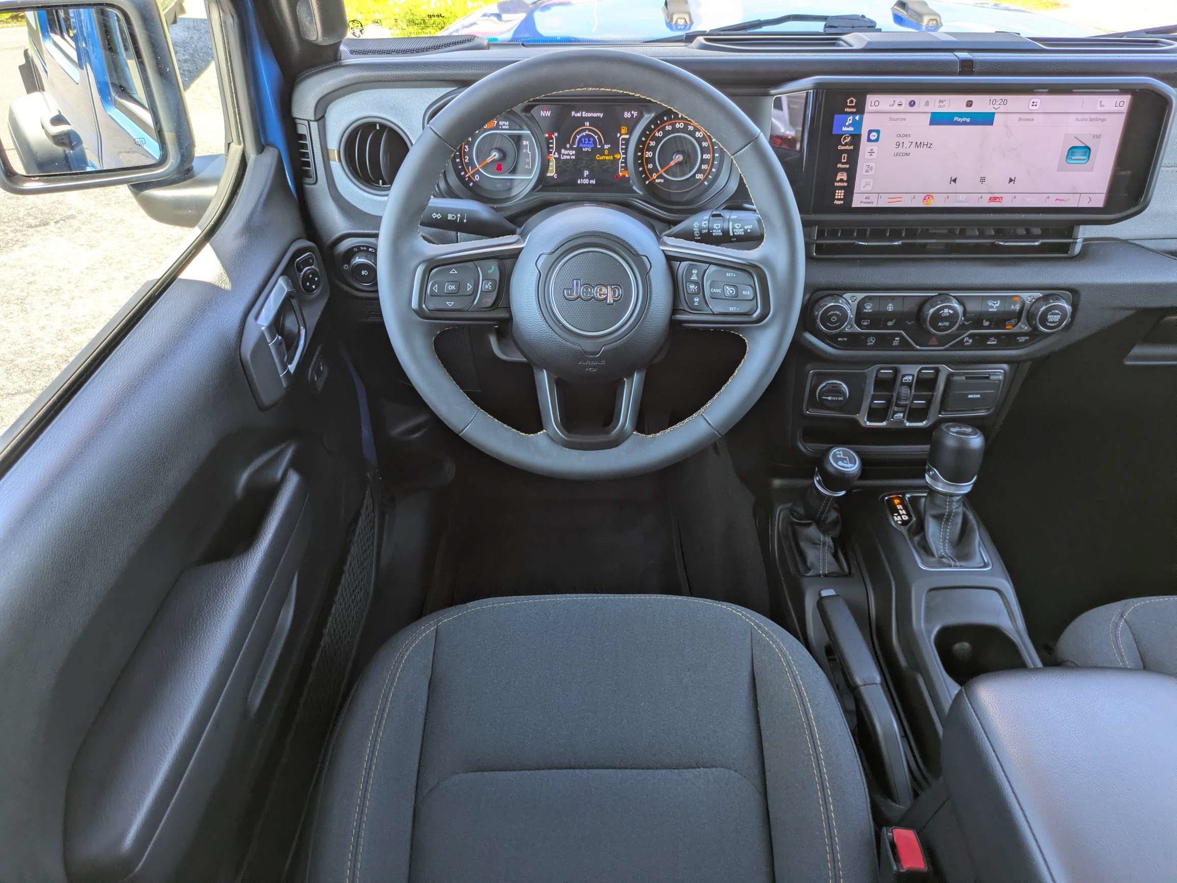 Used 2024 Jeep Wrangler Unlimited Sport AWD/4WD image 16