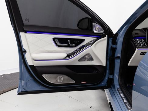 Certified 2025 Mercedes-Benz S 63 AMG S image 5
