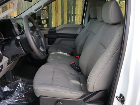 Used 2022 Ford F250 XL w/ STX Appearance Package AWD/4WD image 17