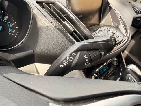 Used 2013 Ford Escape SEL image 13