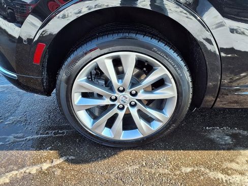 Certified 2023 Buick Envision Avenir image 43