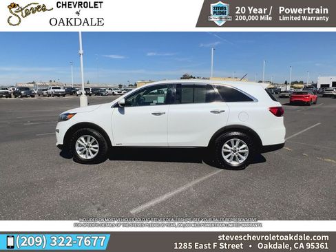 Used 2019 Kia Sorento AWD V6 image 7
