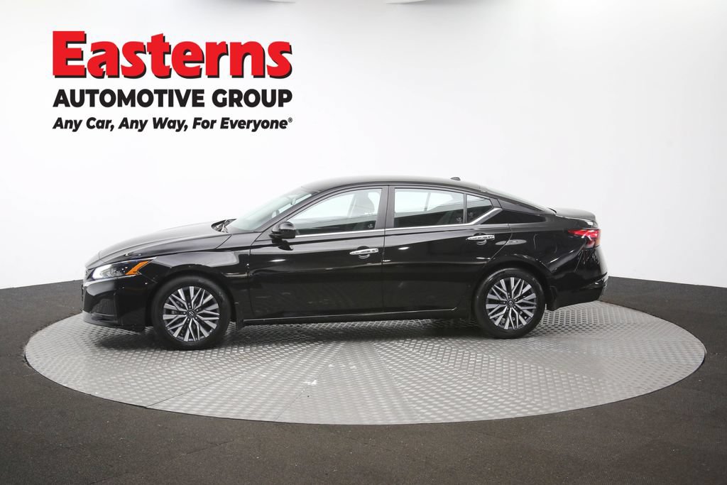 Used 2023 Nissan Altima 2.5 SV FWD image 60