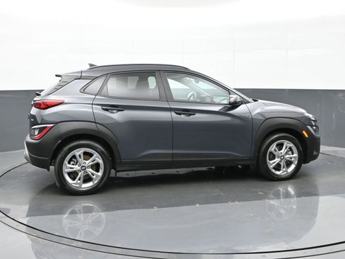 Used 2022 Hyundai Kona SEL image 5