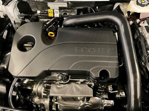 New 2026 Chevrolet Equinox LT image 9