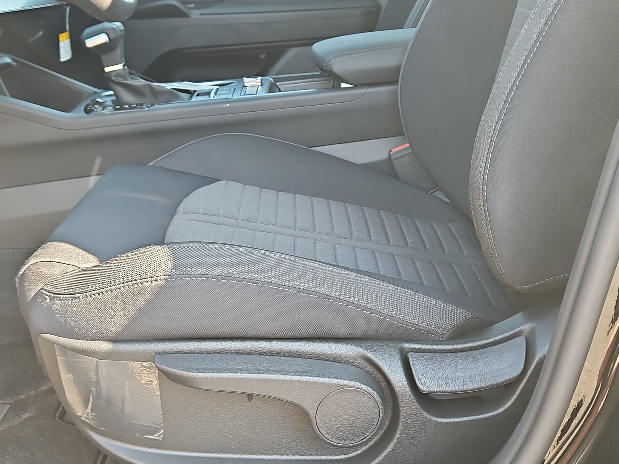 New 2026 Kia K5 LXS FWD image 18