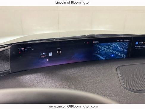 Used 2025 Lincoln Navigator L Reserve image 27