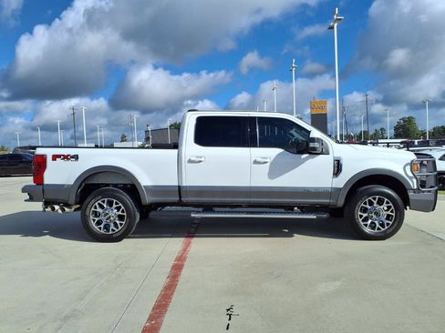 Used 2021 Ford F250 Lariat AWD/4WD image 5