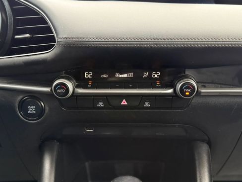Used 2020 MAZDA MAZDA3 Sedan w/ Select Package FWD image 26