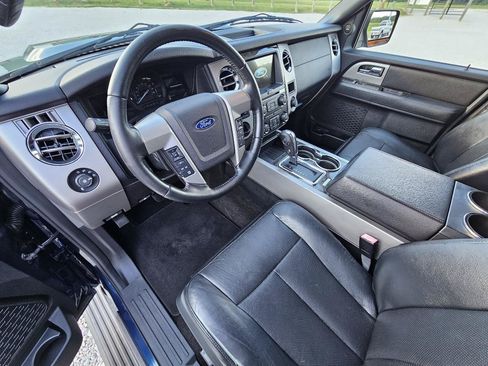 Used 2017 Ford Expedition Limited w/ Equipment Group 301A RWD image 15