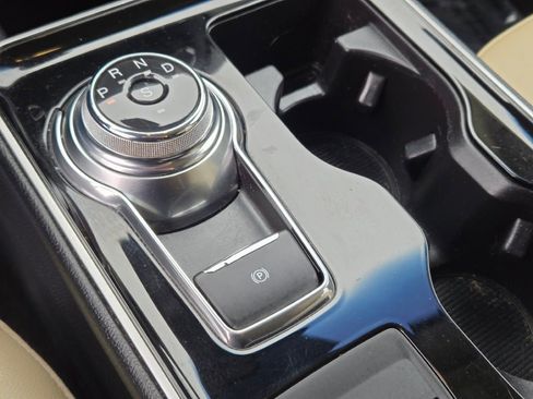 Used 2019 Ford Edge SEL w/ Equipment Group 201A image 27