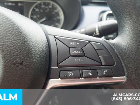 Used 2024 Nissan Versa SV FWD image 28