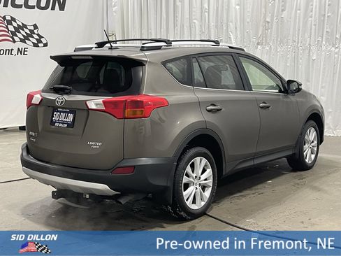Used 2015 Toyota RAV4 Limited image 4