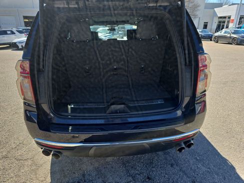 Used 2023 Chevrolet Tahoe Premier image 14