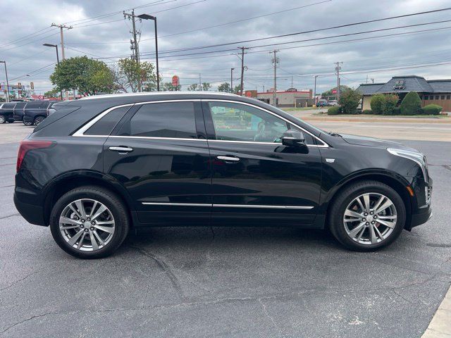Used 2024 Cadillac XT5 Premium Luxury AWD/4WD image 7