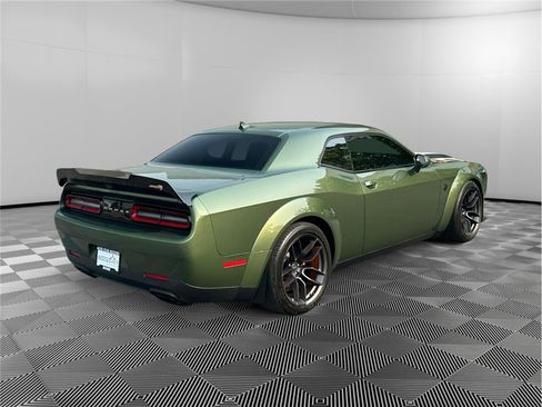 Used 2019 Dodge Challenger SRT Hellcat Redeye RWD image 5
