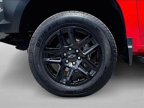 Used 2023 Chevrolet Silverado 1500 RST AWD/4WD image 9