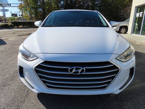 Used 2018 Hyundai Elantra SEL image 15