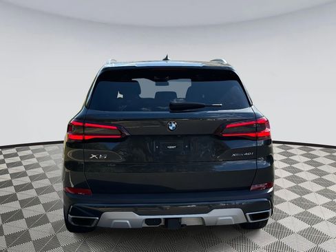 Used 2022 BMW X5 xDrive40i w/ Premium Package image 3