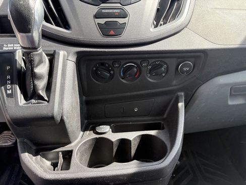 Used 2015 Ford Transit 250 130 Low Roof w/ Exterior Upgrade Package RWD image 12