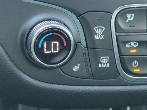 Certified 2024 Chevrolet Equinox RS image 28