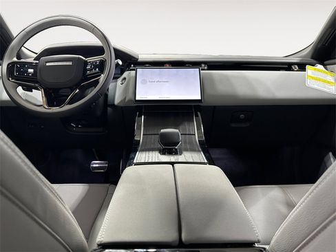 New 2026 Land Rover Range Rover Velar Dynamic SE image 11